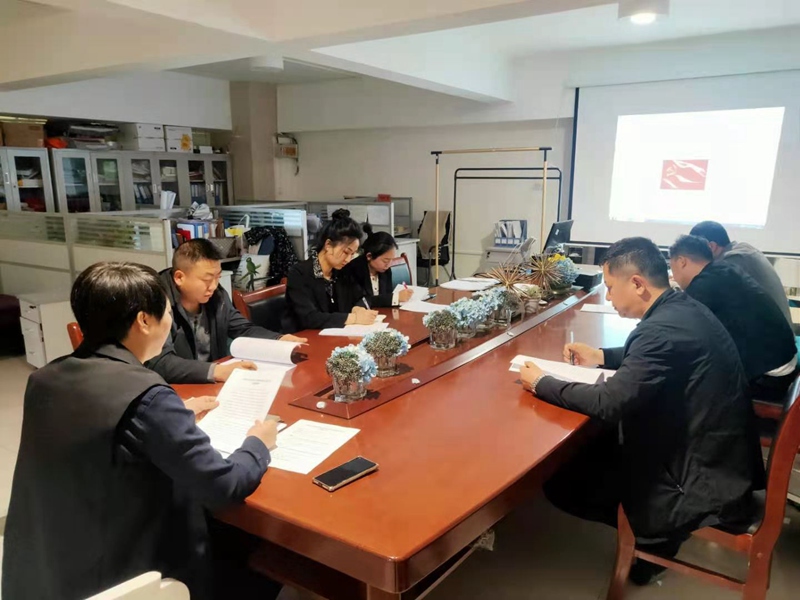 市龍江商管和物業(yè)公司聯(lián)合召開黨史學(xué)習教育動員部署會議